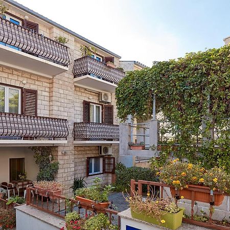Apartments Ljubica Makarska Exterior foto