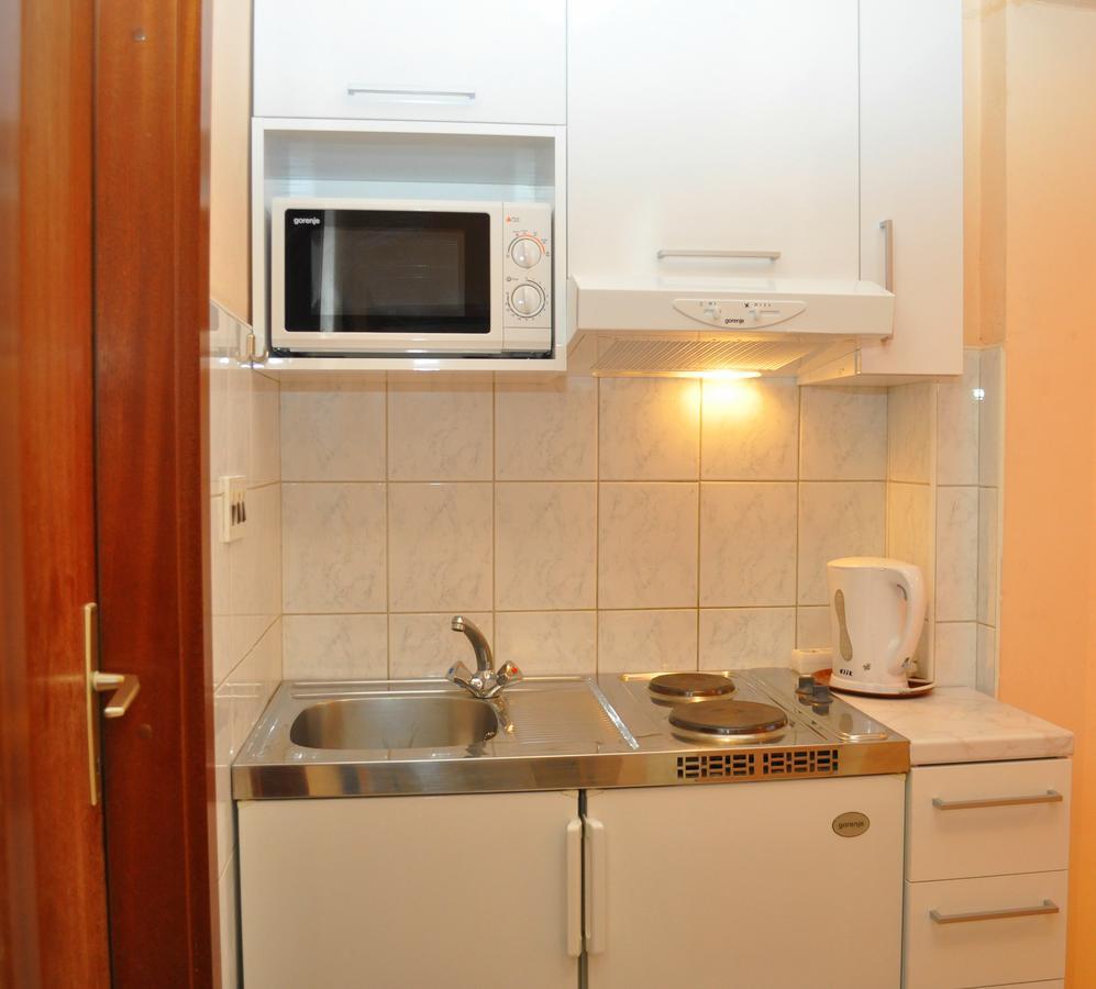 Apartments Ljubica Makarska Exterior foto