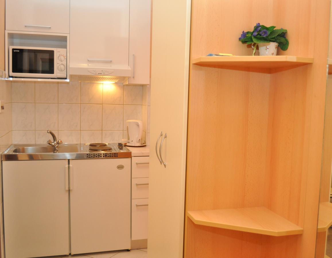 Apartments Ljubica Makarska Exterior foto