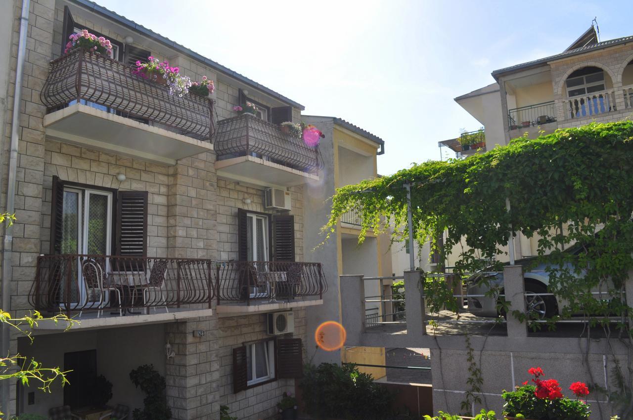 Apartments Ljubica Makarska Exterior foto