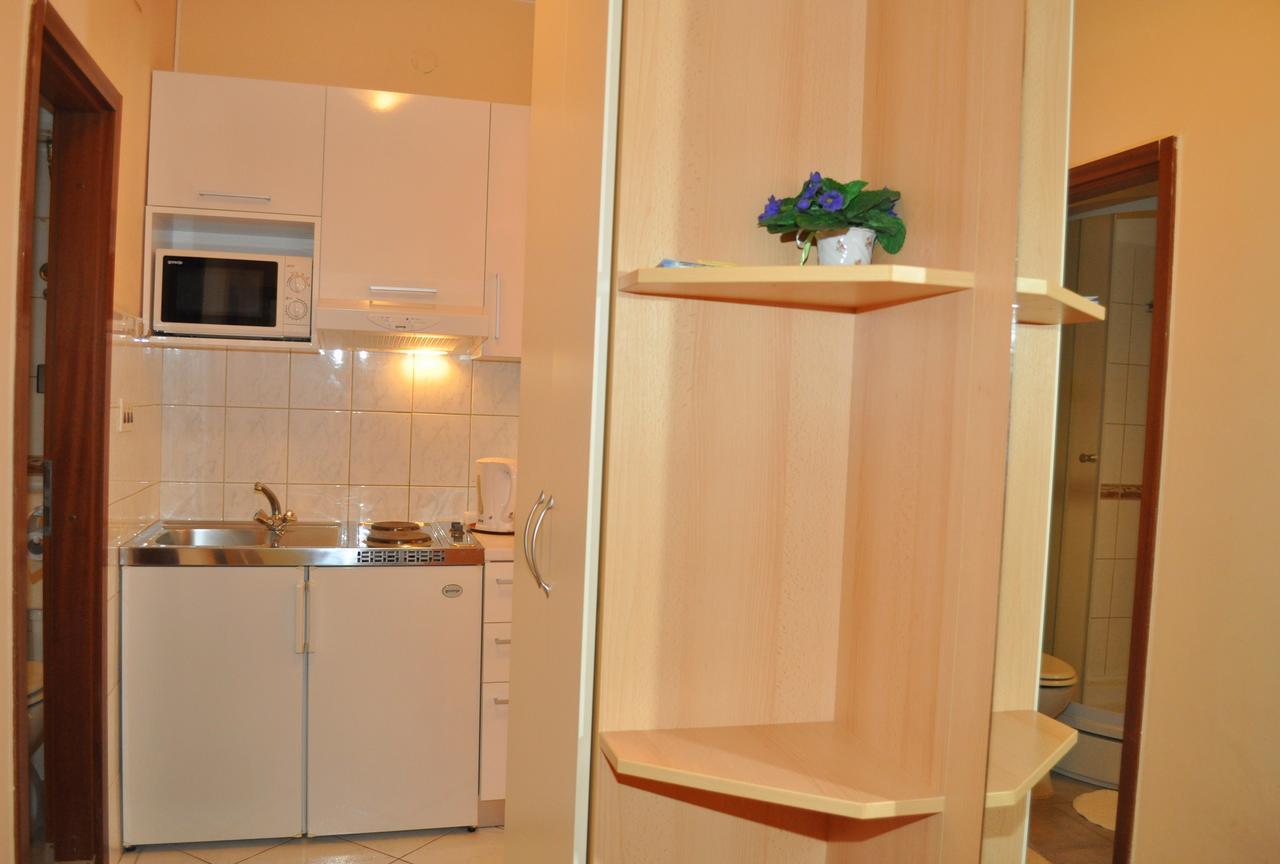 Apartments Ljubica Makarska Exterior foto