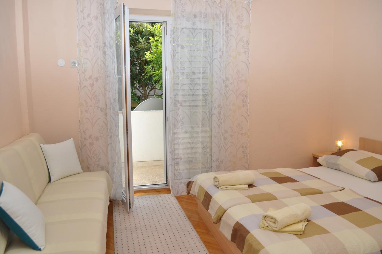 Apartments Ljubica Makarska Exterior foto